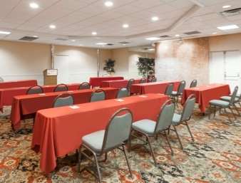 Ramada By Wyndham Newburgh/West Point 36/46