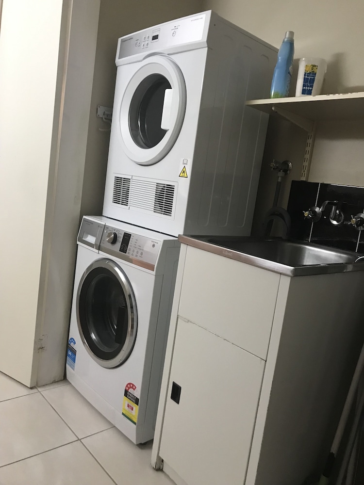 リーフ ゲートウェイ アパートメンツ 写真2