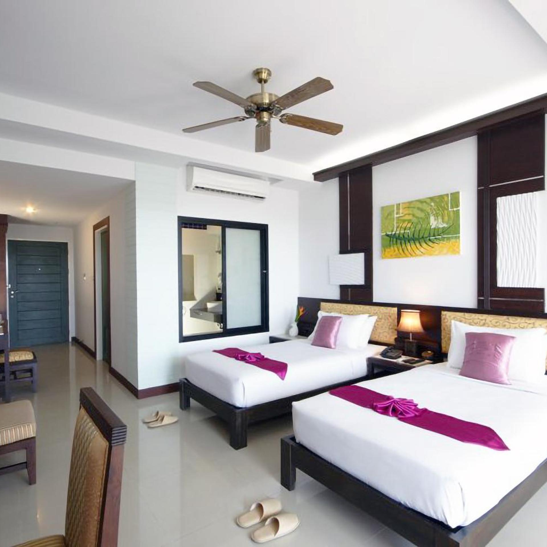 Palm, Deluxe, Double or Twin Bed