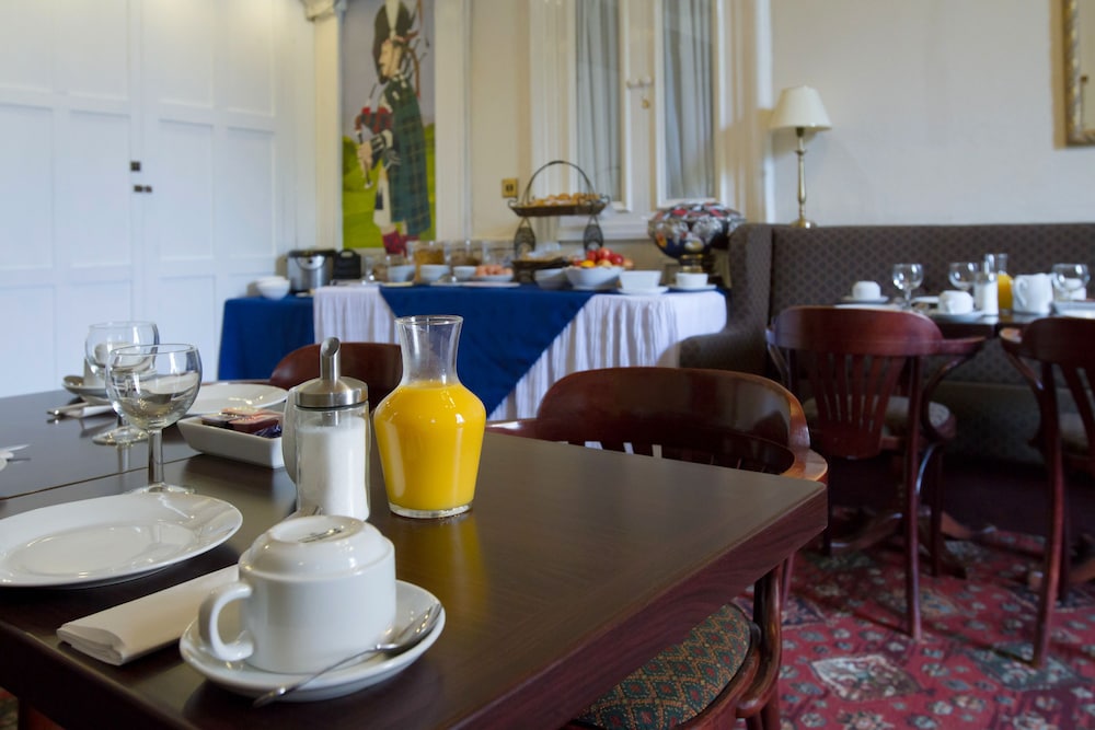 Edinburgh Thistle Hotel 39/50