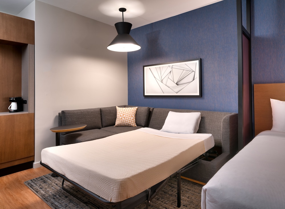 Hyatt Place Fayetteville/Springdale 9/33