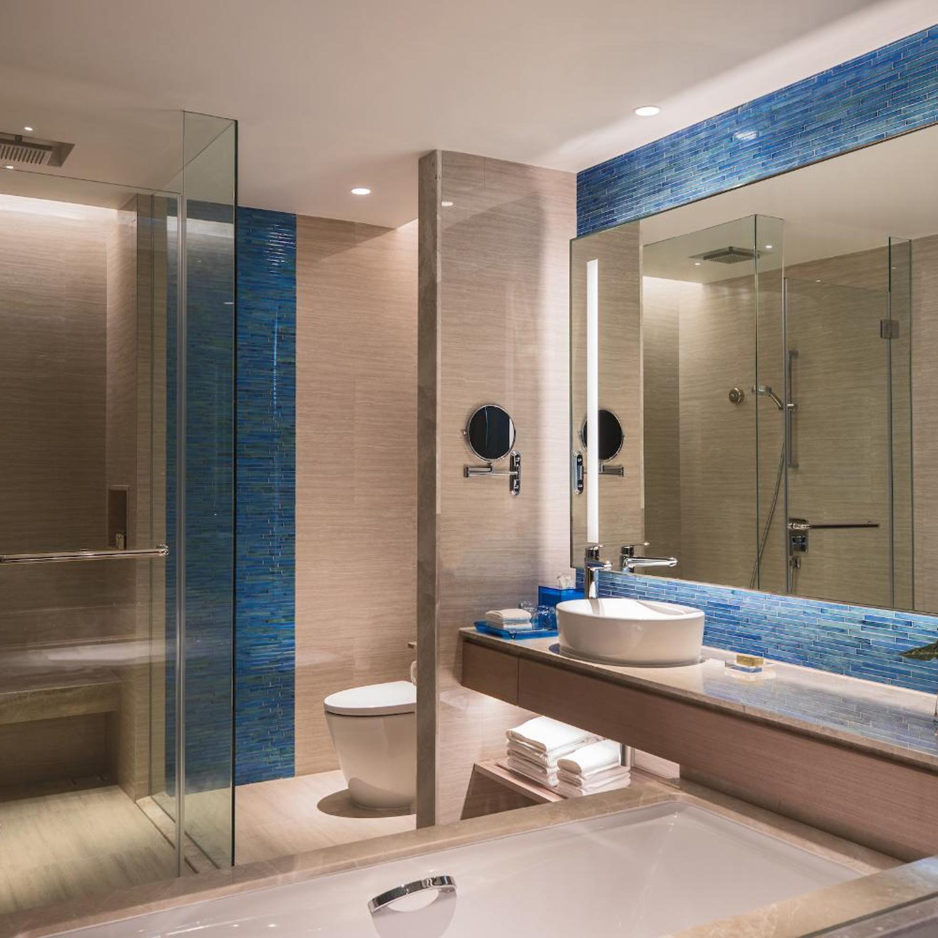 غرفة، Renaissance Pattaya Resort Spa 8/13