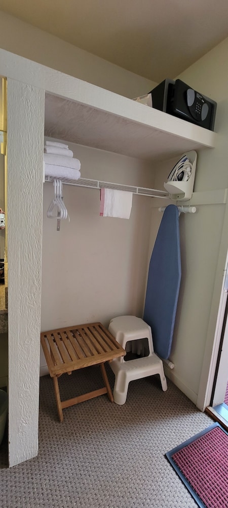 Hot Springs Inn 28/50