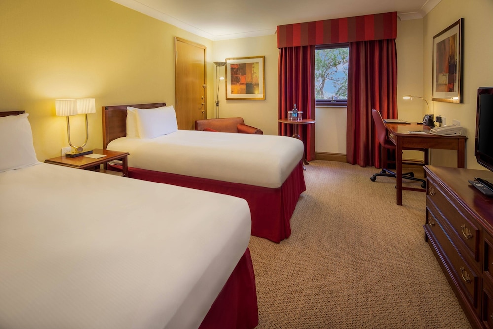 Delta Hotels Warwick 9/71