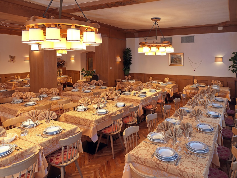 Hotel Pinzolo Dolomiti 73/76