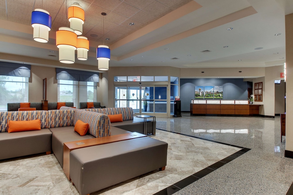 Drury Inn & Suites Knoxville West 45/67
