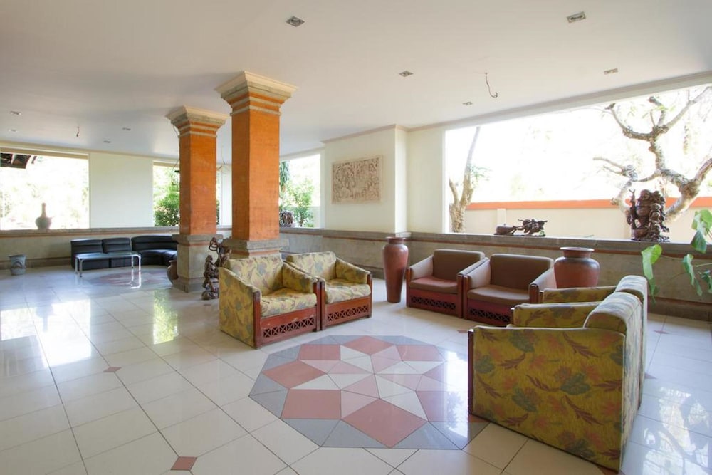 Oranjje Hotel Denpasar 7/56