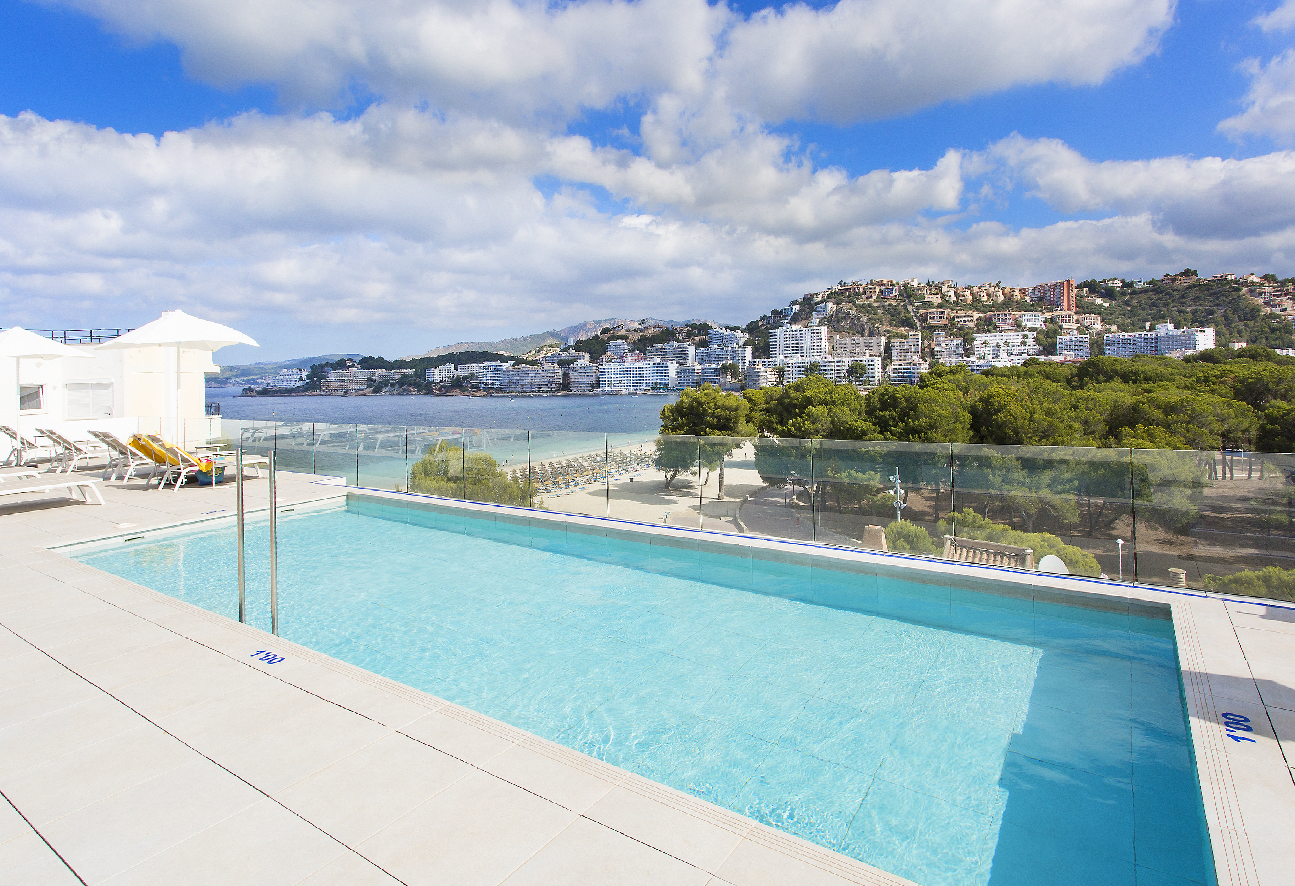 Sky Senses Hotel 24/50