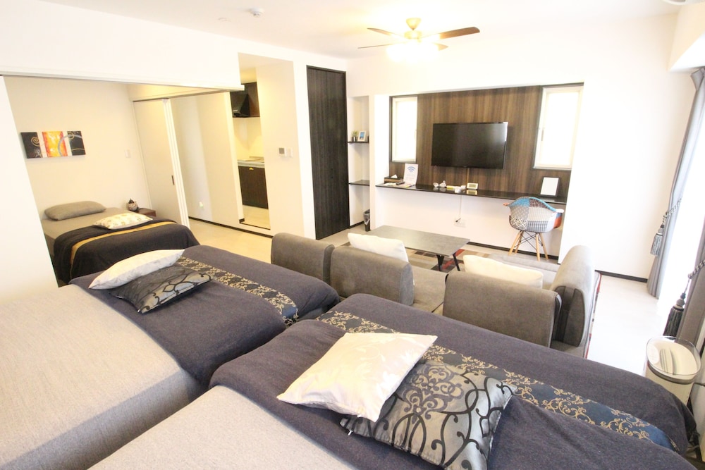 Condominium Felicita Naha 25/40