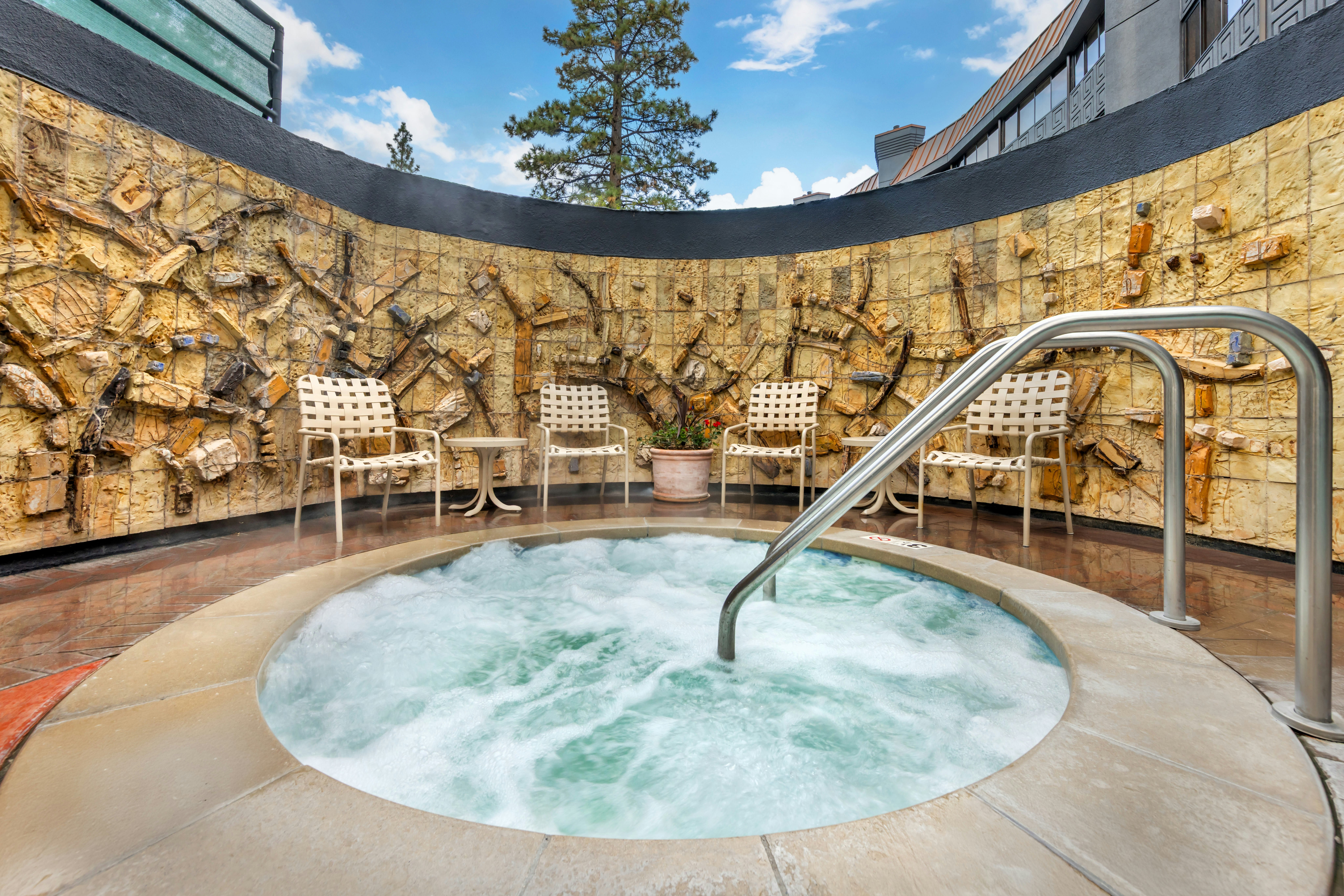 Hilton Vacation Club Tahoe Seasons Lake Tahoe 8/28
