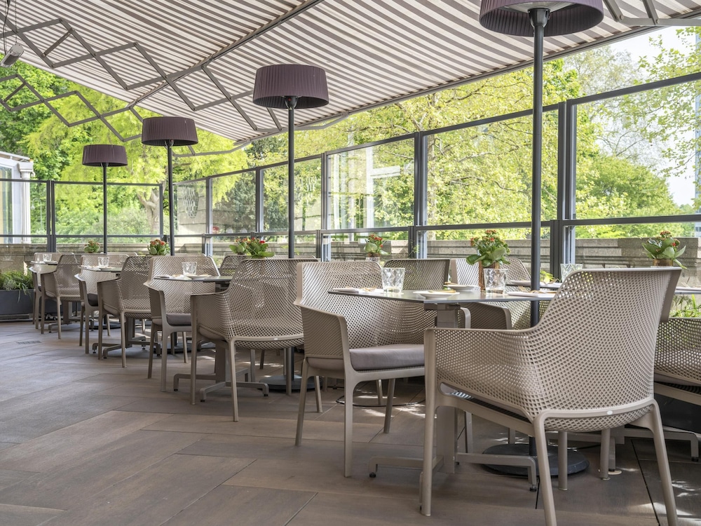 Steigenberger Parkhotel Dusseldorf 58/78