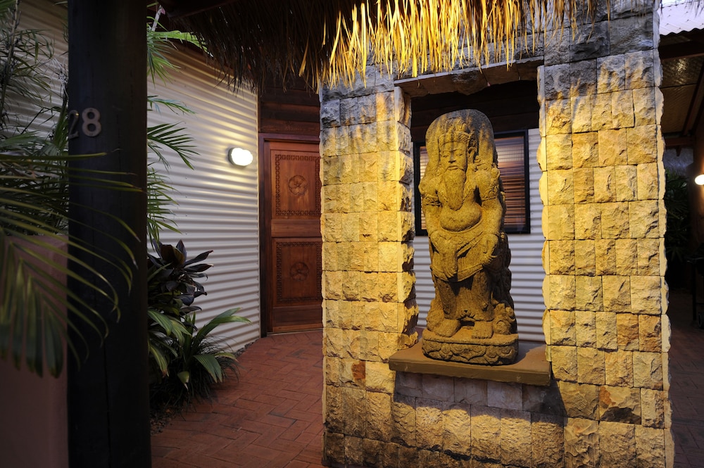 Bali Hai Resort 4/78
