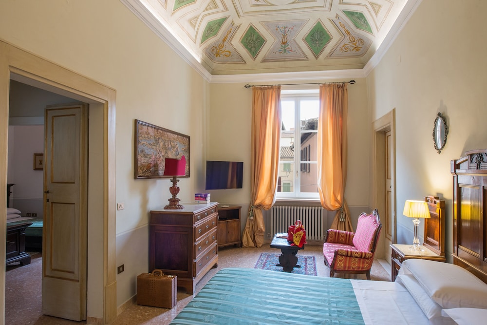 Palazzo Rotati 27/50