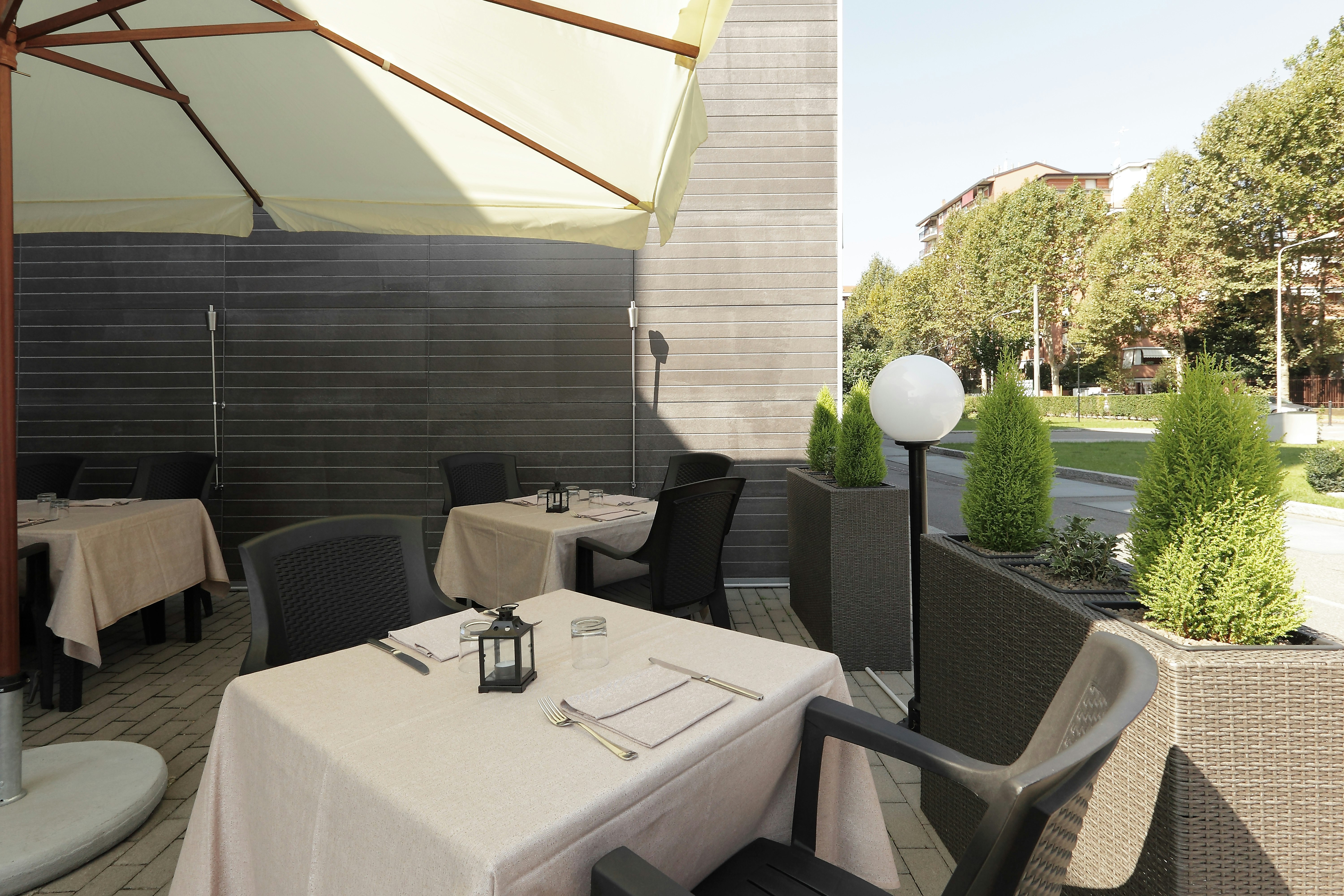 Holiday Inn Milan Nord Zara 47/66