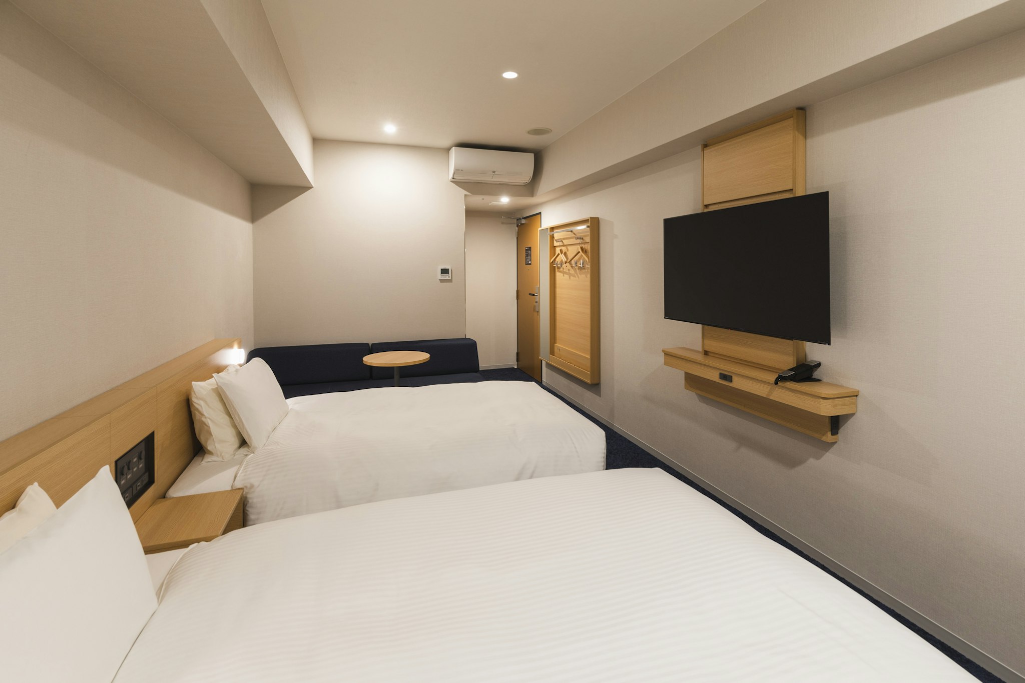 Superior, Twin Beds