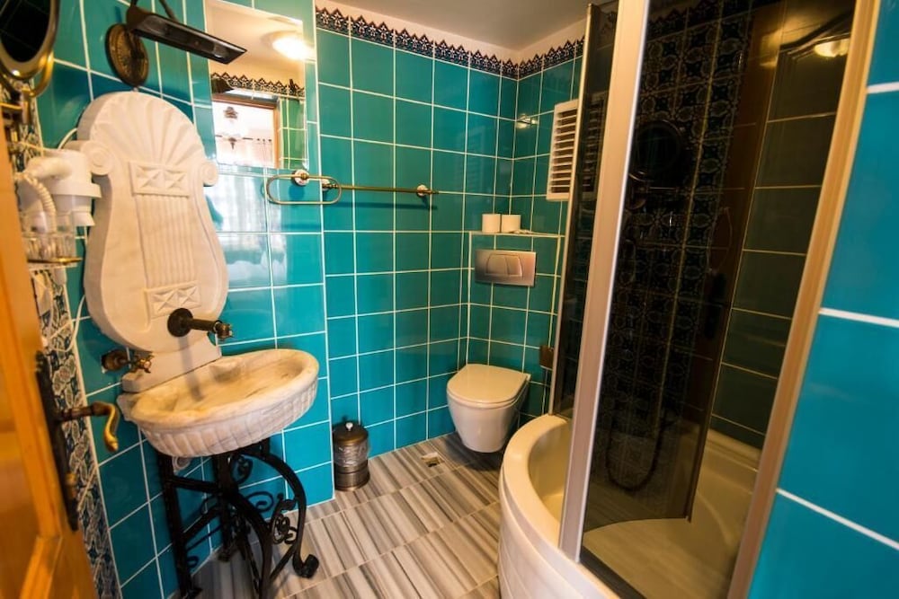 Sultan Corner Suites 44/49