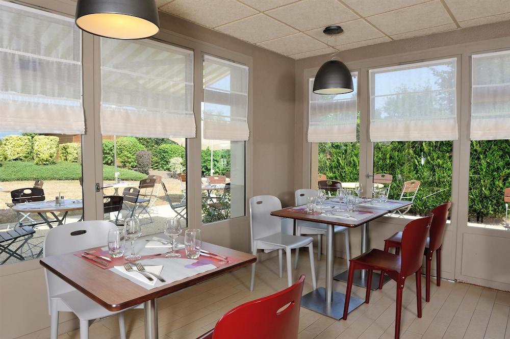 Hotel Campanile Clermont Ferrand Sud - Aubiere 42/58