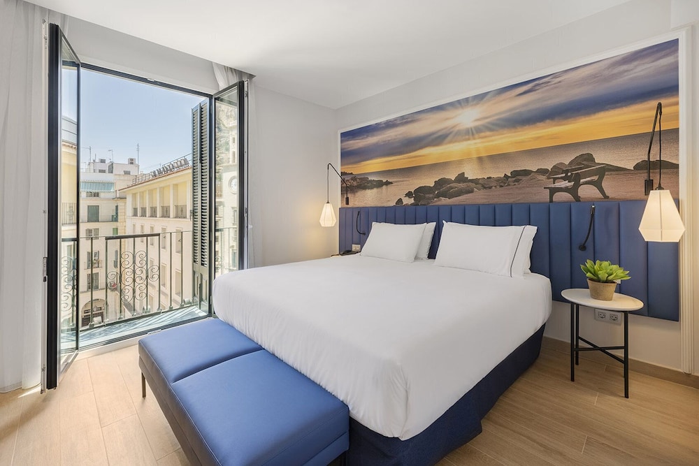 Eurostars Mediterranea Plaza 25/79