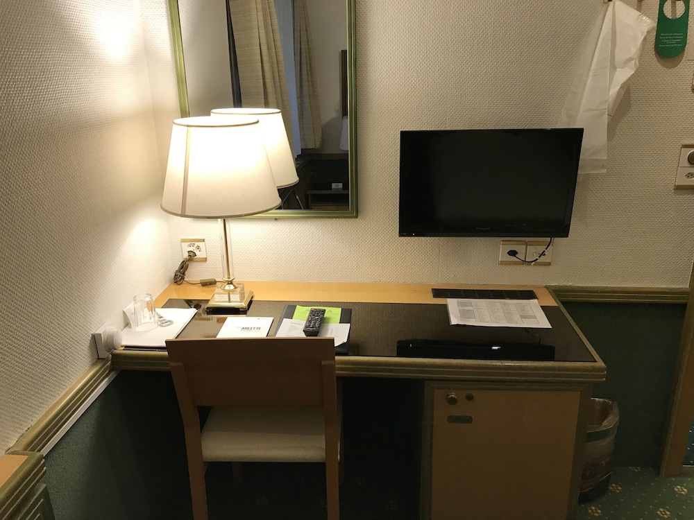 Hotel Arlette Beim Hauptbahnhof 19/37