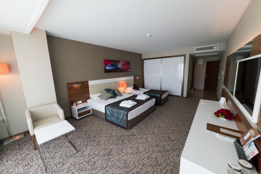 White City Resort 61/80