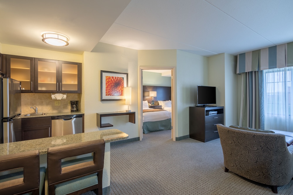 Staybridge Suites Wilmington - Brandywine Valley 33/55