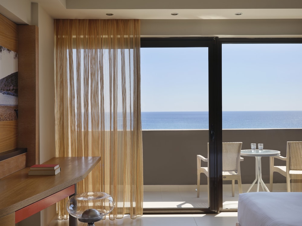 Esperos Mare Resort & Spa 84/91