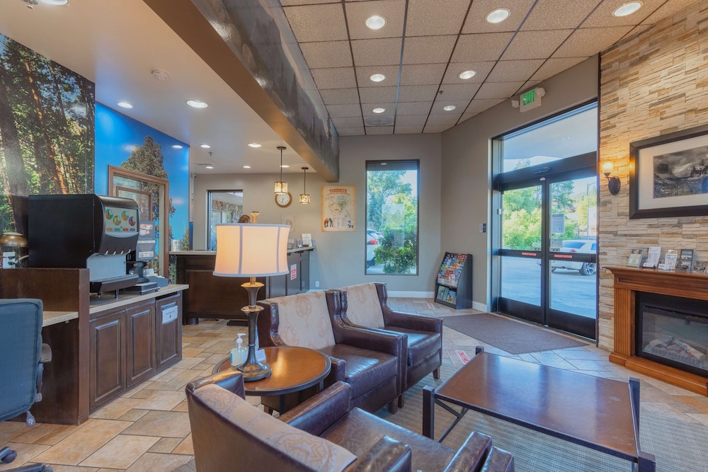 Best Western Plus Yosemite Way Station Motel 29/44