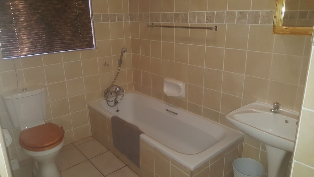 Acacia Gastehuis KATHU 47/50