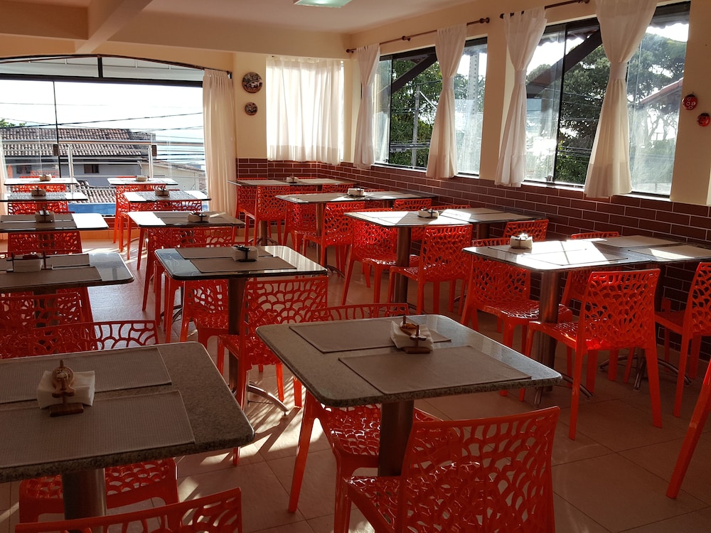 Hotel Areia de Ouro 58/74