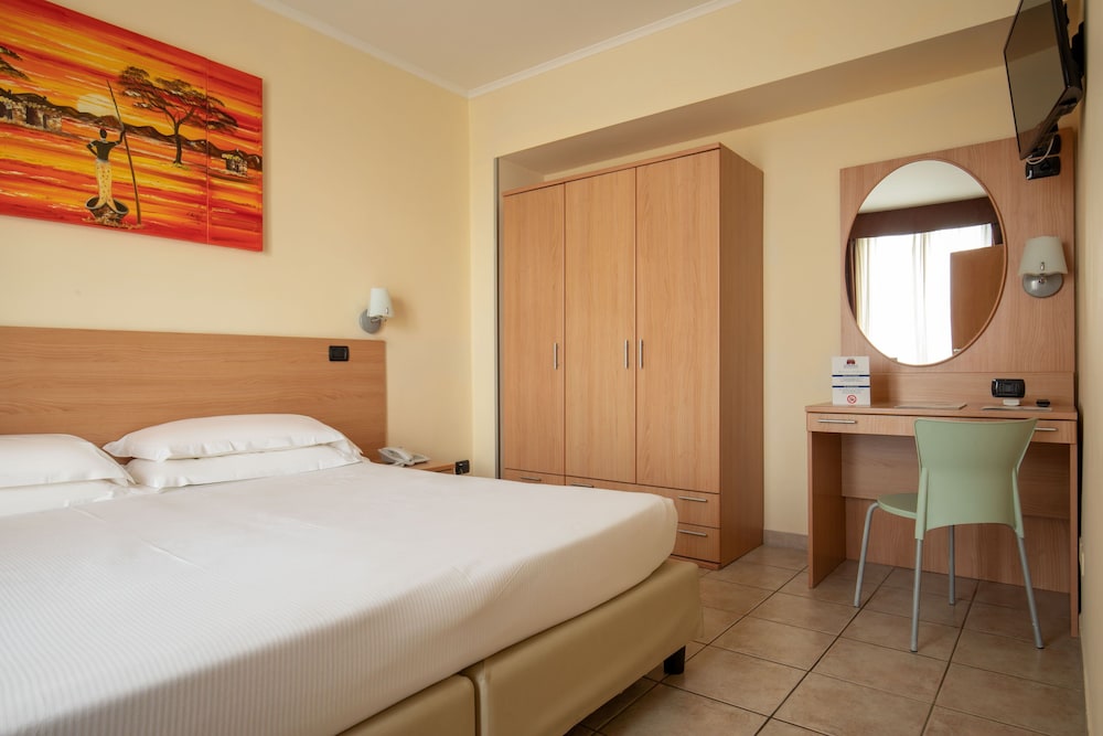 Hotel Domidea 17/65