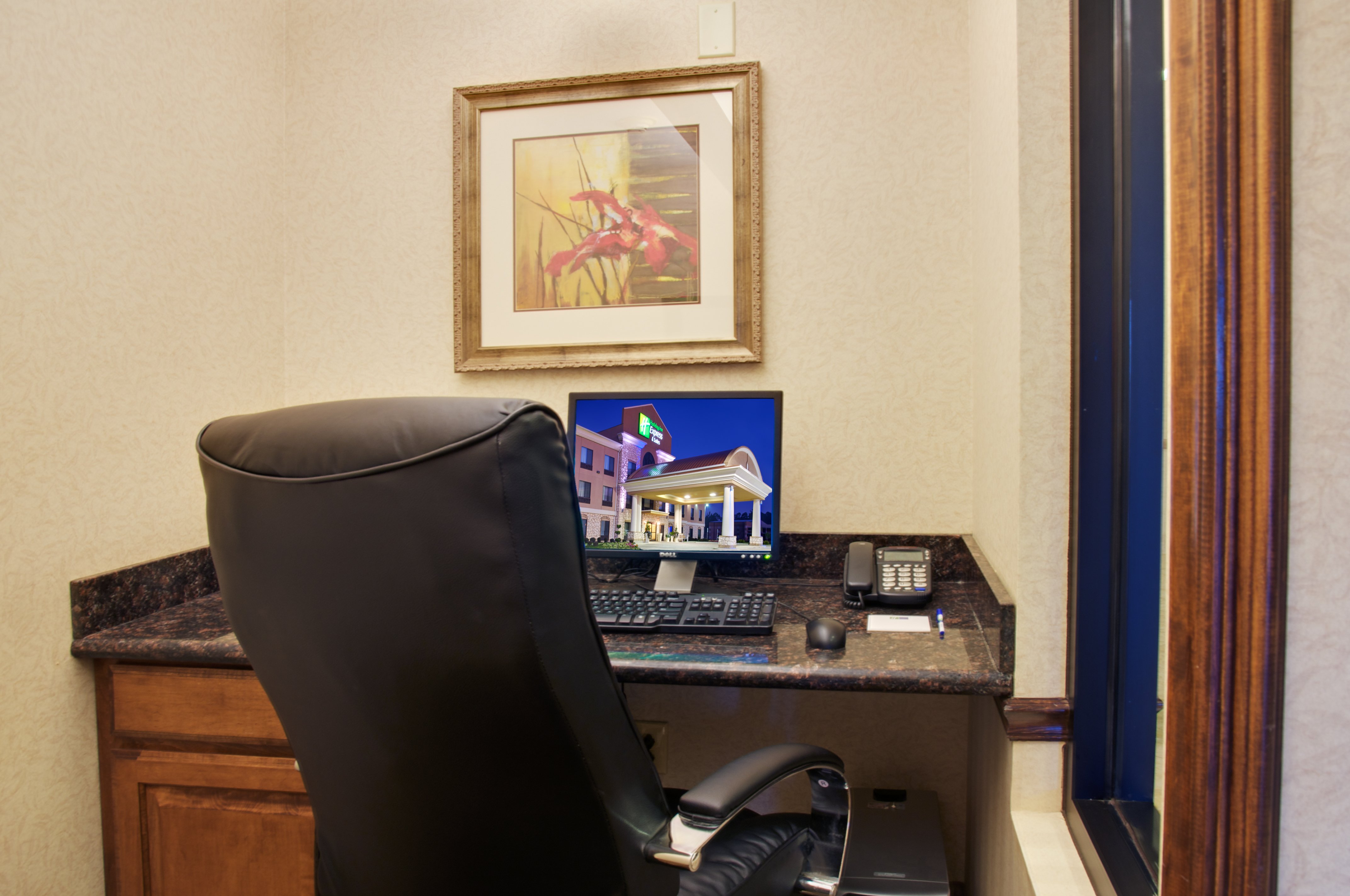 Holiday Inn Express Hotel And Suites Center Tx 65/76