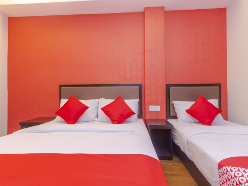 OYO 1214 Oro Hotel 7/19