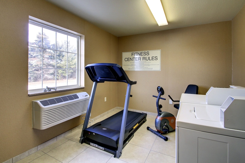 Cobblestone Inn &amp; Suites -- Hartington, NE 39/39
