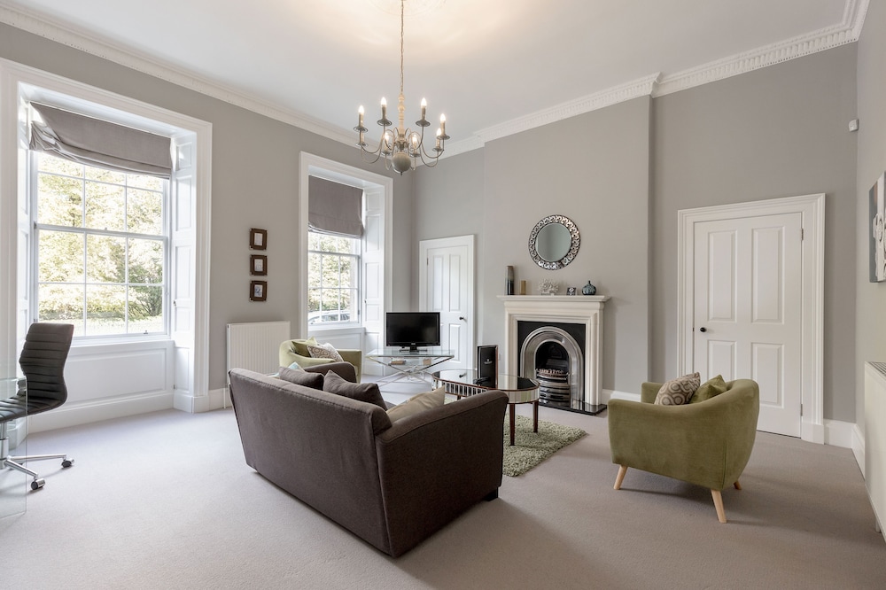 Destiny Scotland - Q-Residence 18/29