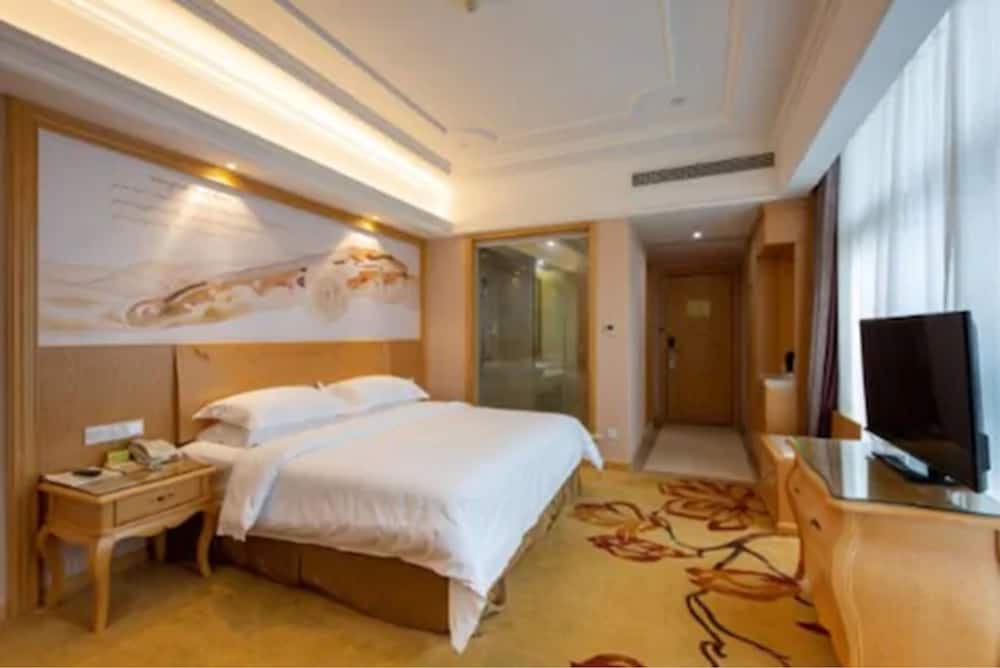Vienna International Ningbo West Town Xintiandi 21/34