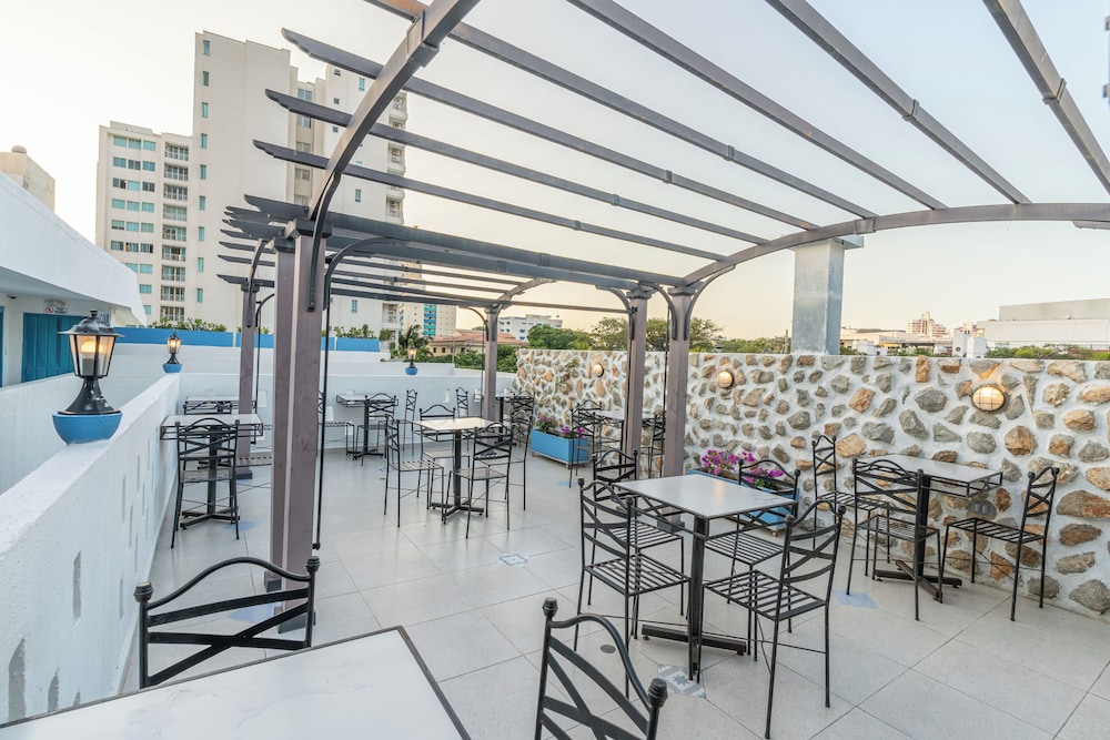 Hotel ADAZ Mediterraneo 46/57