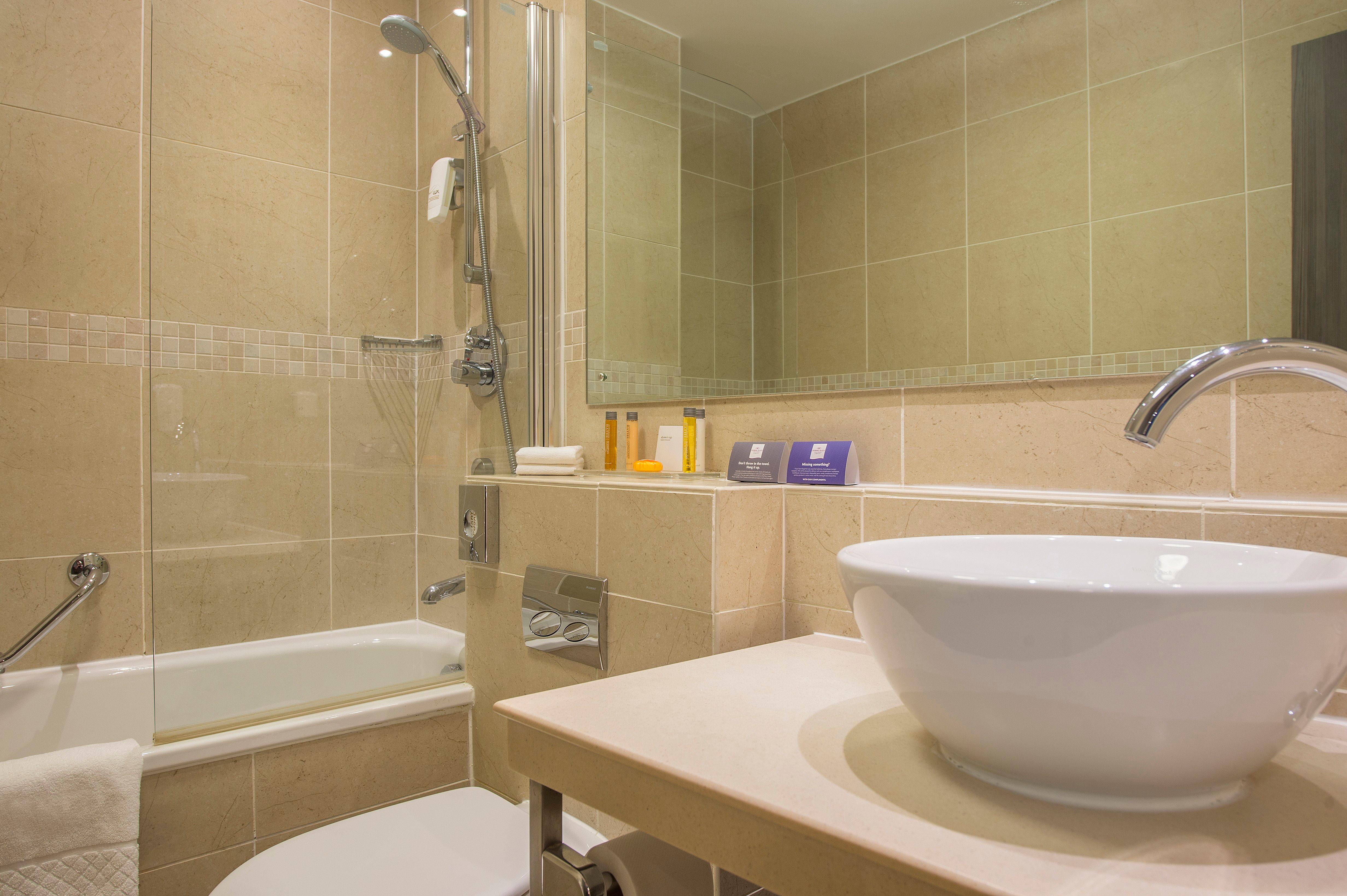 غرفة بريميوم بسرير كوين، Holiday Inn Royal Victoria Sheffield 3/3