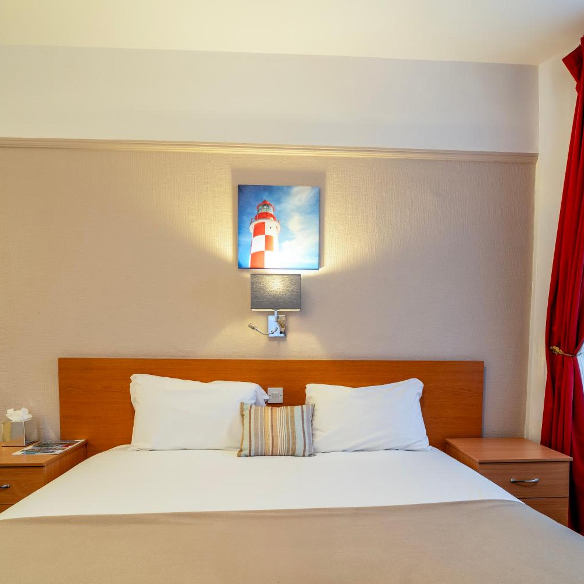 Premier, Twin Beds