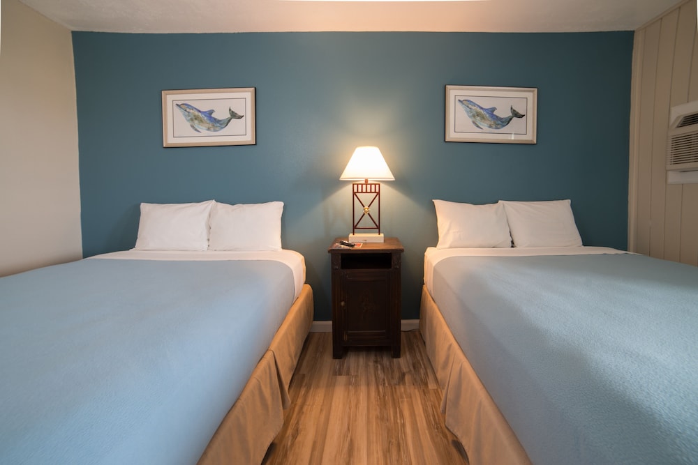Ocean Villa Inn 13/66