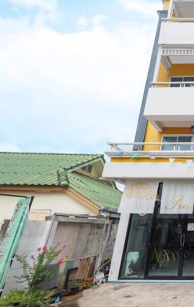 OYO 983 The Private Hotel 4/38