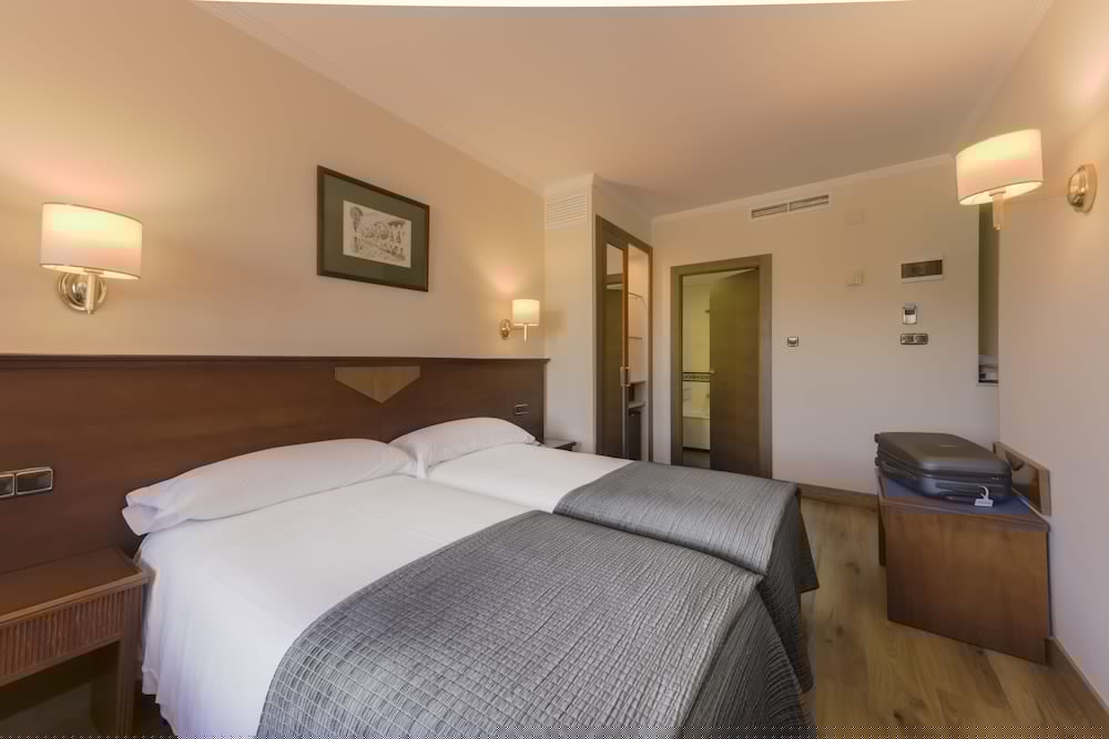 Alixares Hotel 29/82