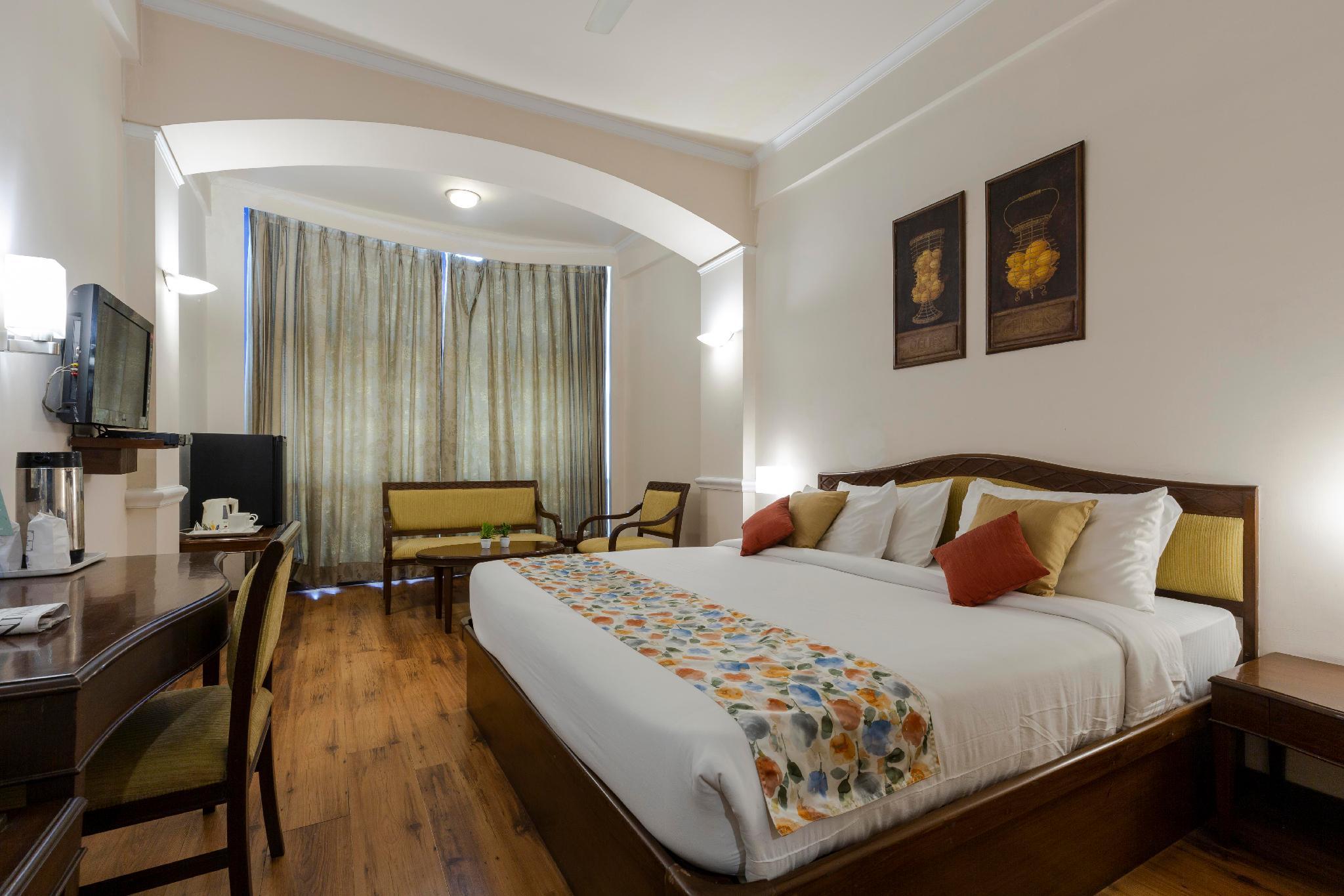 Hotel Crystal Palace Meerut 9/29