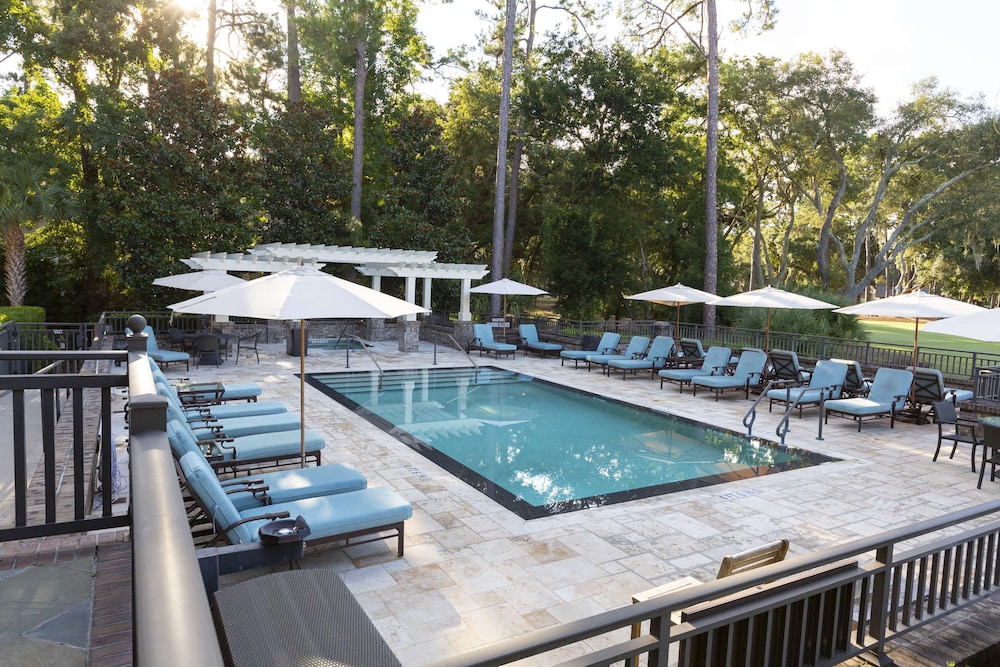 The Inn And Club At Harbour Town 45/50
