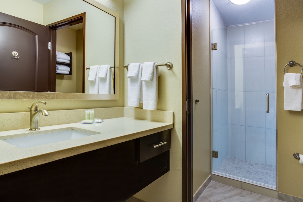 STAYBRIDGE SUITES ATLANTA AIRPORT 13/35