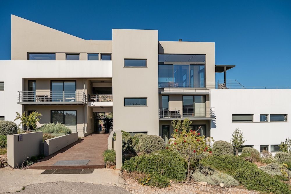 Seametry Luxury Living Apartments 6/50
