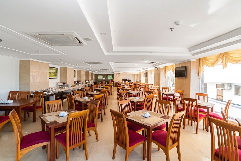 Regalia Hotel 31/50