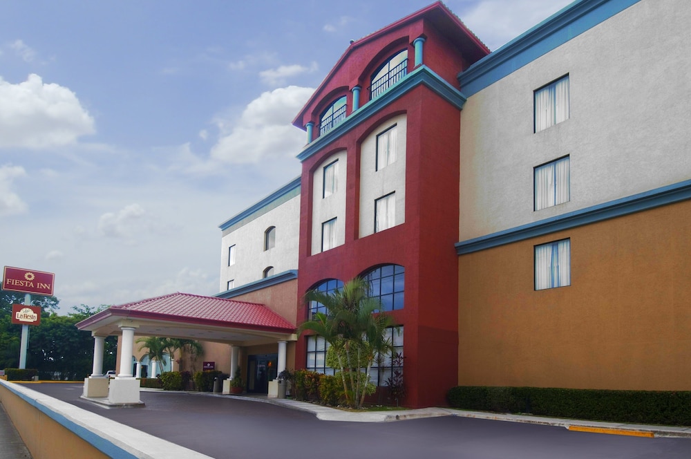 Fiesta Inn Poza Rica 3/32