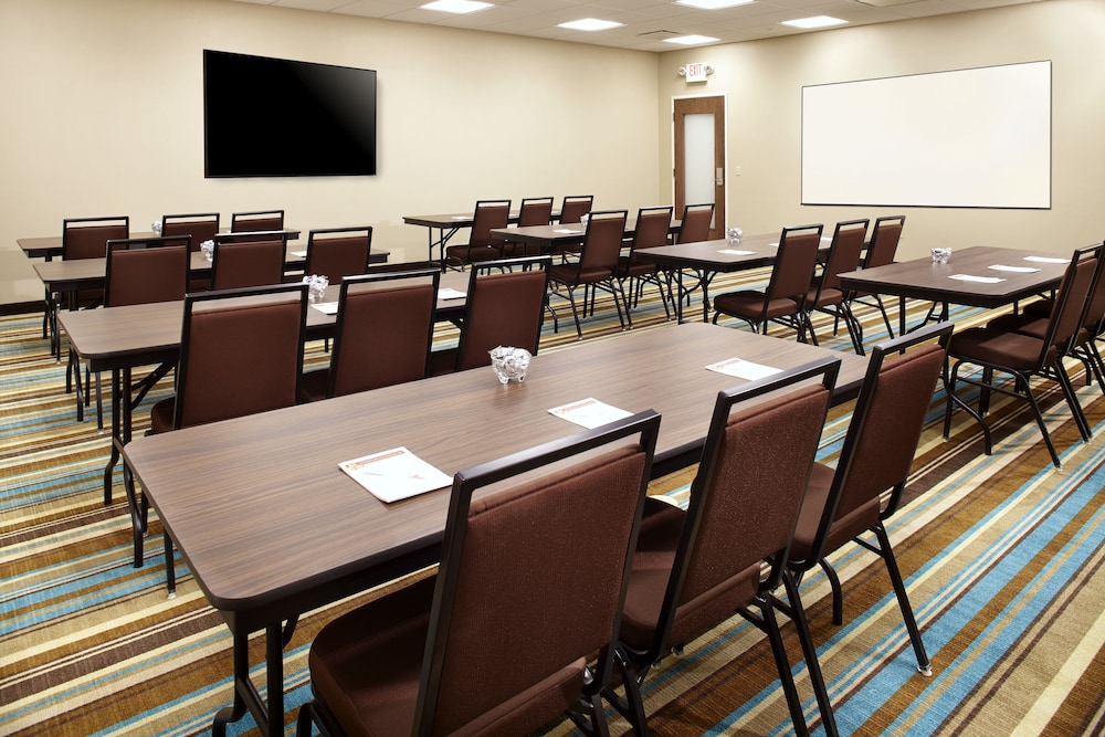 HAWTHORN SUITES BY WYNDHAM ST CLAIRSVILLE 15/26