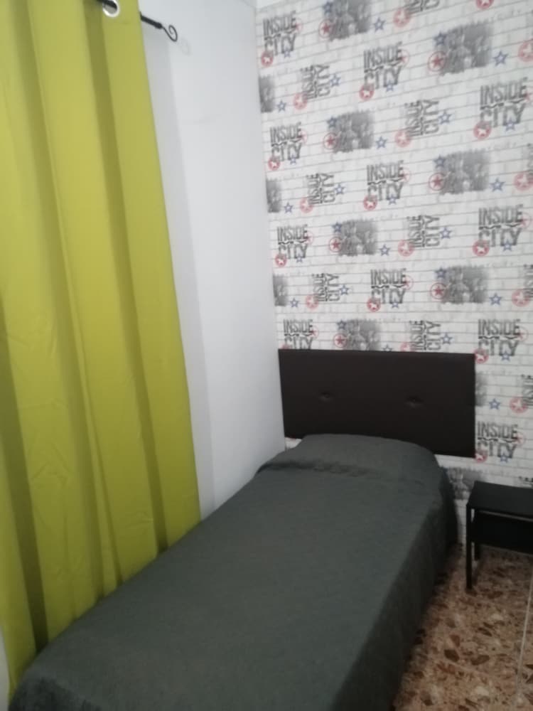 Hostal Alcaravaneras 24/43