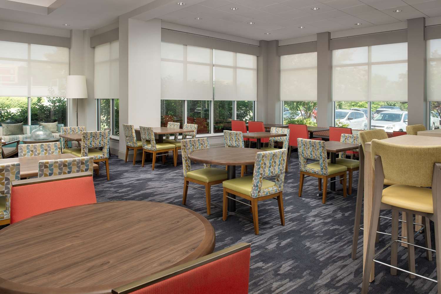 restaurant cafeteria